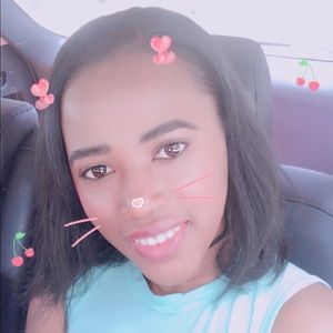 Meet your Posher, Mariama